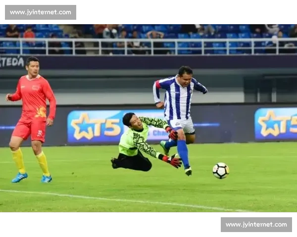 激励无限 足球赛场上热血沸腾的加油词与呐喊助威大全